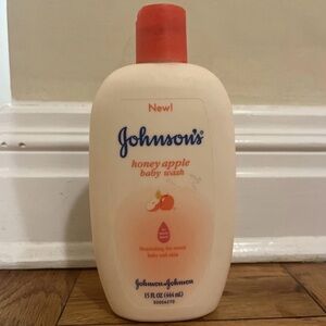 Johnson's Honey Apple Baby Moisture Wash Discontinued New Sealed 15 Oz.